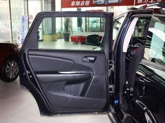 2012款 2.4L 自动 舒适版 5座