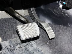 2012款 2.4L 自动 舒适版 5座