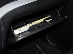 2012款 2.4L 自动 舒适版 5座