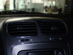 2012款 2.4L 自动 舒适版 5座