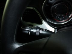 2012款 2.4L 自动 舒适版 5座