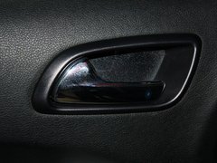 2012款 2.4L 自动 舒适版 5座