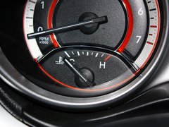 2012款 2.4L 自动 舒适版 5座