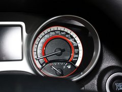 2012款 2.4L 自动 舒适版 5座