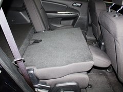 2012款 2.4L 自动 舒适版 5座