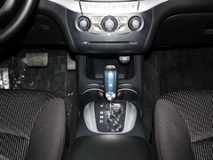 2012款 2.4L 自动 舒适版 5座