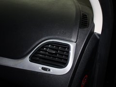 2012款 2.4L 自动 舒适版 5座