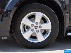 2012款 2.4L 自动 舒适版 5座