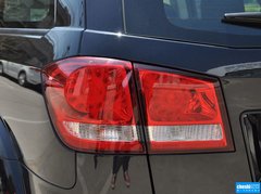 2012款 2.4L 自动 舒适版 5座