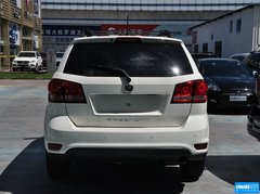 2012款 2.4L 自动 舒适版 5座