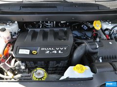 2012款 2.4L 自动 舒适版 5座
