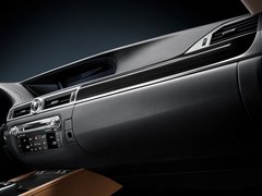 2012款 250 2.5L 自动 领先版