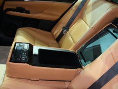 2012款 250 2.5L 自动 领先版