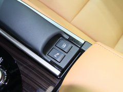 2012款 250 2.5L 自动 领先版