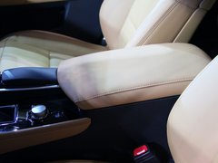 2012款 250 2.5L 自动 领先版