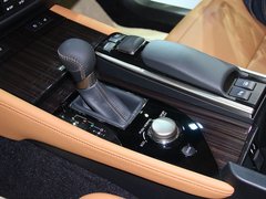 2012款 250 2.5L 自动 领先版