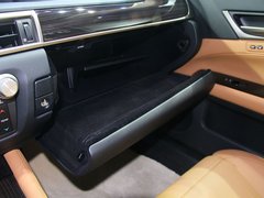 2012款 250 2.5L 自动 领先版