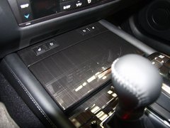 2012款 250 2.5L 自动 领先版