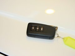 2012款 250 2.5L 自动 领先版