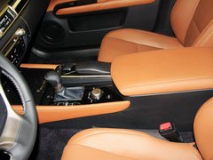 2012款 250 2.5L 自动 领先版