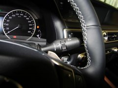 2012款 250 2.5L 自动 领先版