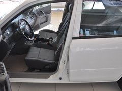 2012款 1.5 手动 精英型
