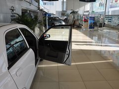 2012款 1.5 手动 精英型