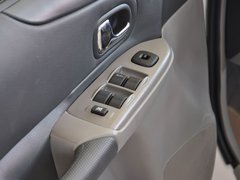 2012款 1.5 手动 精英型