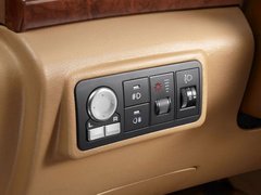 2012款 1.8T 自动 四驱旗舰版 5座