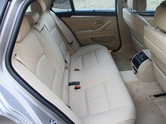 2012款 530i 3.0L 领先型旅行版