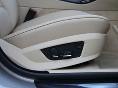 2012款 530i 3.0L 领先型旅行版