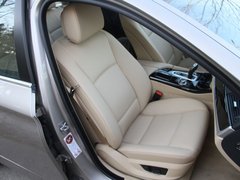 2012款 530i 3.0L 领先型旅行版