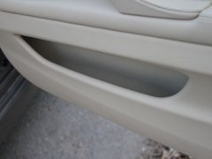 2012款 530i 3.0L 领先型旅行版