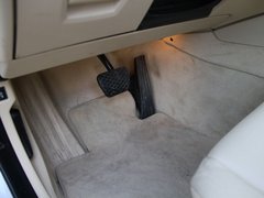 2012款 530i 3.0L 领先型旅行版