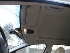 2012款 530i 3.0L 领先型旅行版