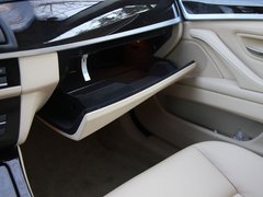 2012款 530i 3.0L 领先型旅行版