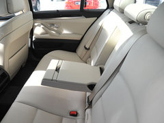 2012款 530i 3.0L 领先型旅行版