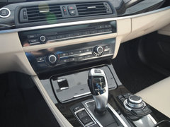 2012款 530i 3.0L 领先型旅行版