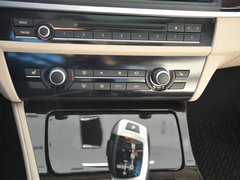 2012款 530i 3.0L 领先型旅行版