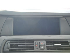 2012款 530i 3.0L 领先型旅行版