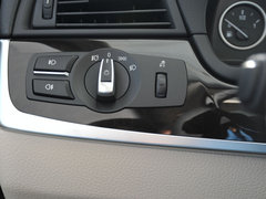 2012款 530i 3.0L 领先型旅行版