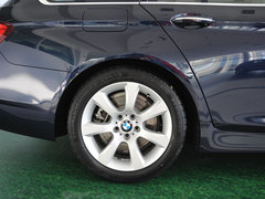 2012款 530i 3.0L 领先型旅行版