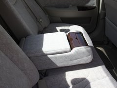 2012款 2.0L 自动 精锐版