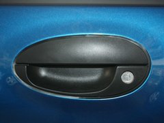 2012款 梦想版 0.8L 手动 梦想型
