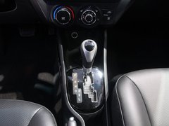 2012款 两厢 1.4L GL 手动 