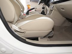 2012款 1.8L 手动 贺岁版舒适型5座