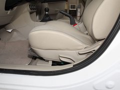 2012款 1.8L 手动 贺岁版舒适型5座