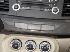 2012款 1.8L 手动 贺岁版舒适型5座