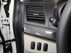 2012款 1.8L 手动 贺岁版舒适型5座