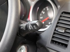 2012款 1.8L 手动 贺岁版舒适型5座